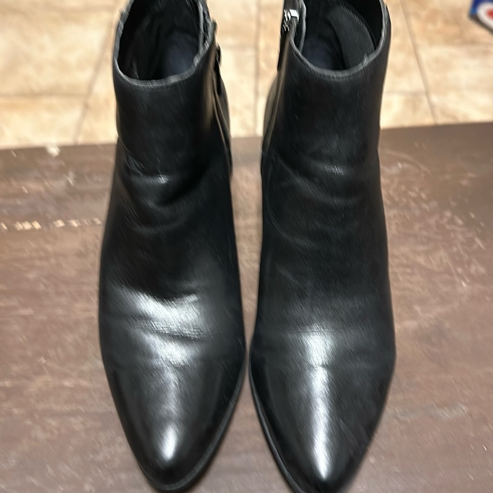 Rockport black booties Size 9